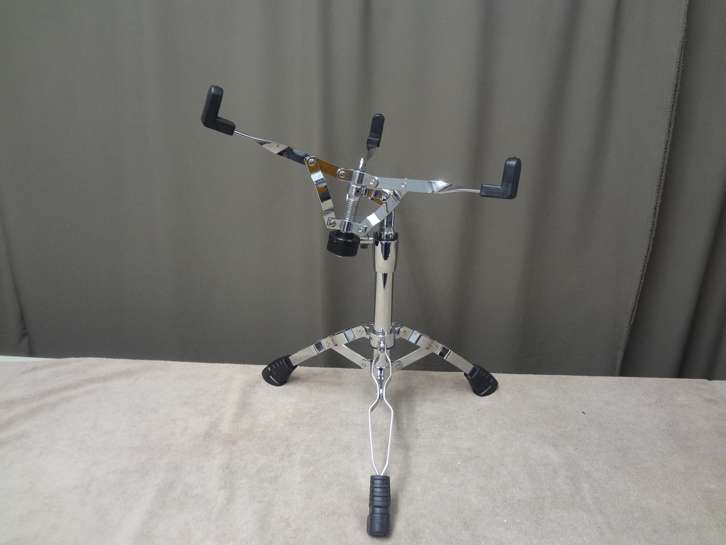 5 PIECE CUSTOM BUILT ELECTRONIC DRUM KIT (ELECTRONIC CYMBALS AND HARDWARE INCLUDED)