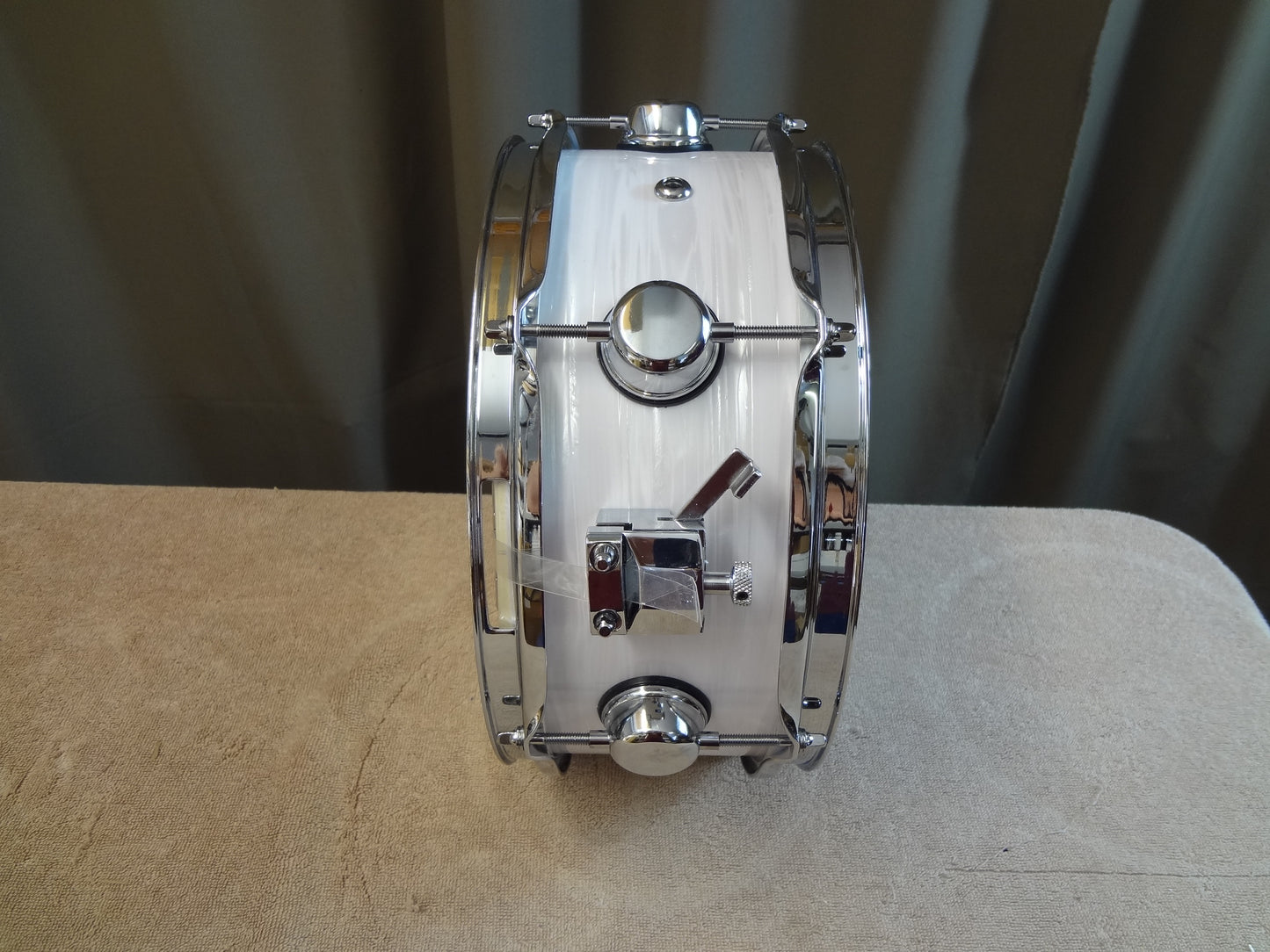 New 12 Inch Hybrid Electronic/Acoustic Snare Drum - White Oyster