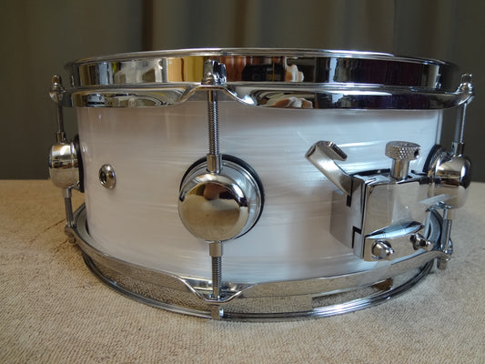 New 12 Inch Hybrid Electronic/Acoustic Snare Drum - White Oyster