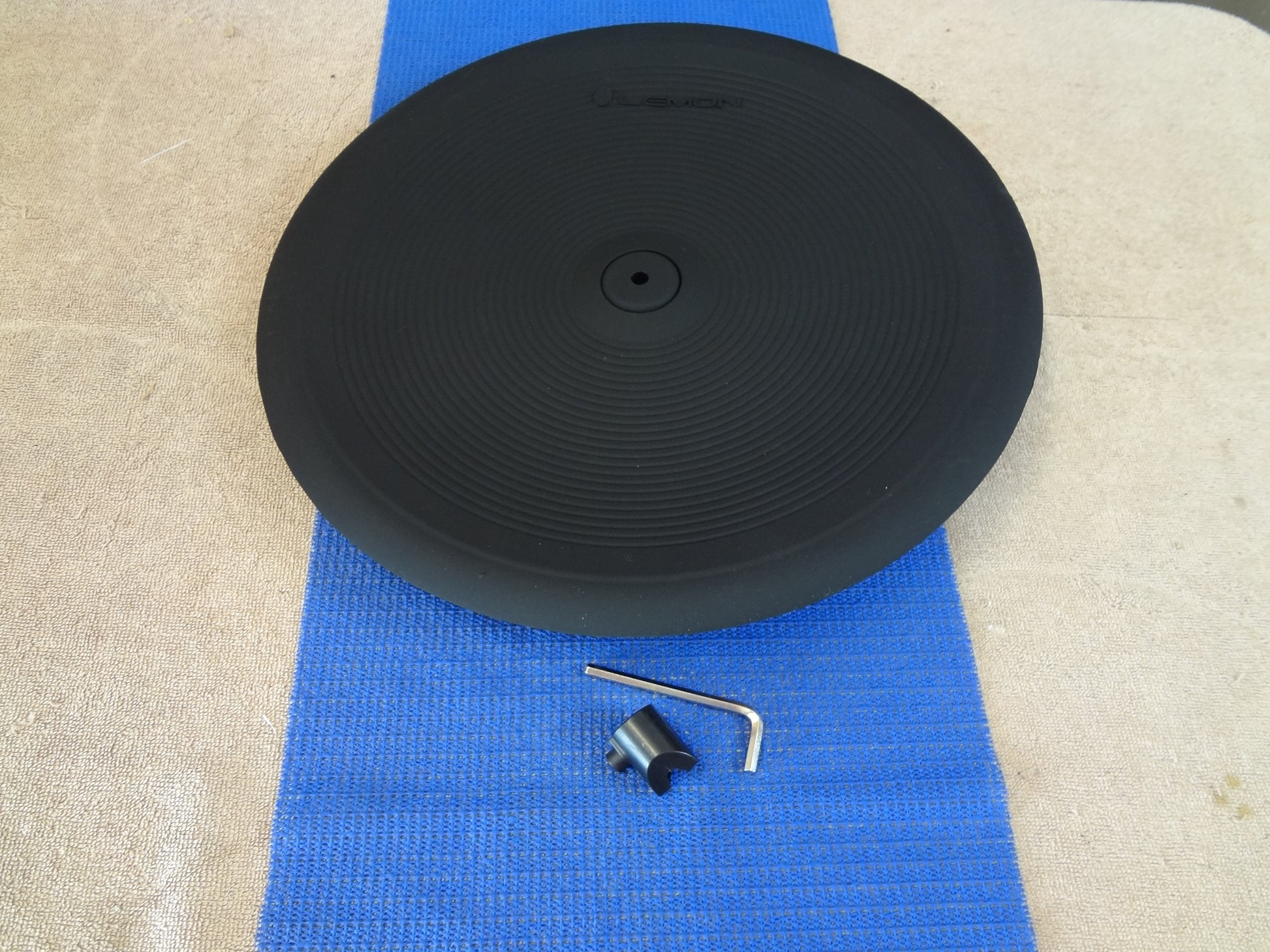 Lemon 15'' dual zone electronic china cymbal.