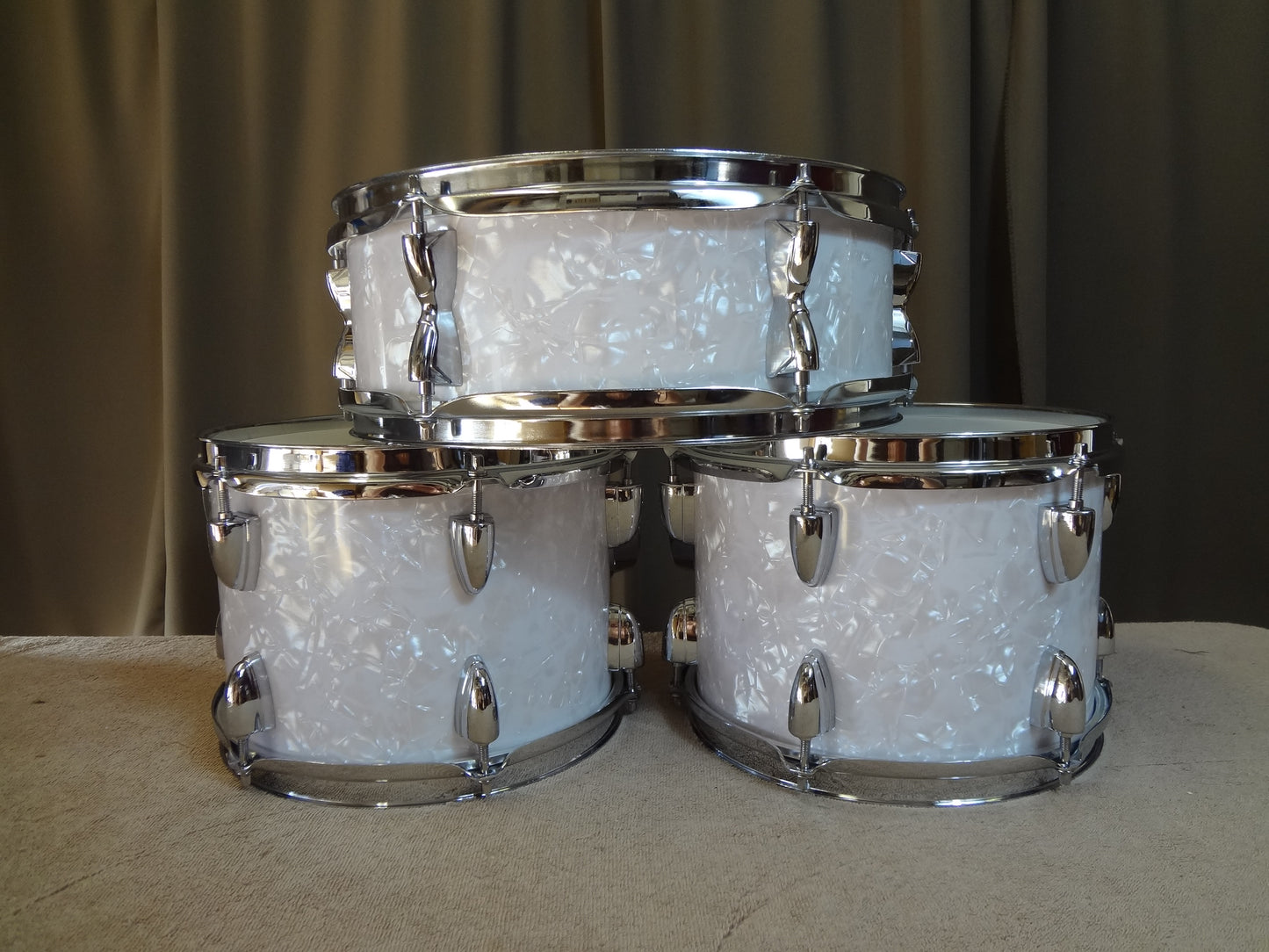 5 PIECE CUSTOM BUILT ELECTRONIC DRUM KIT (ELECTRONIC CYMBALS AND HARDWARE INCLUDED)