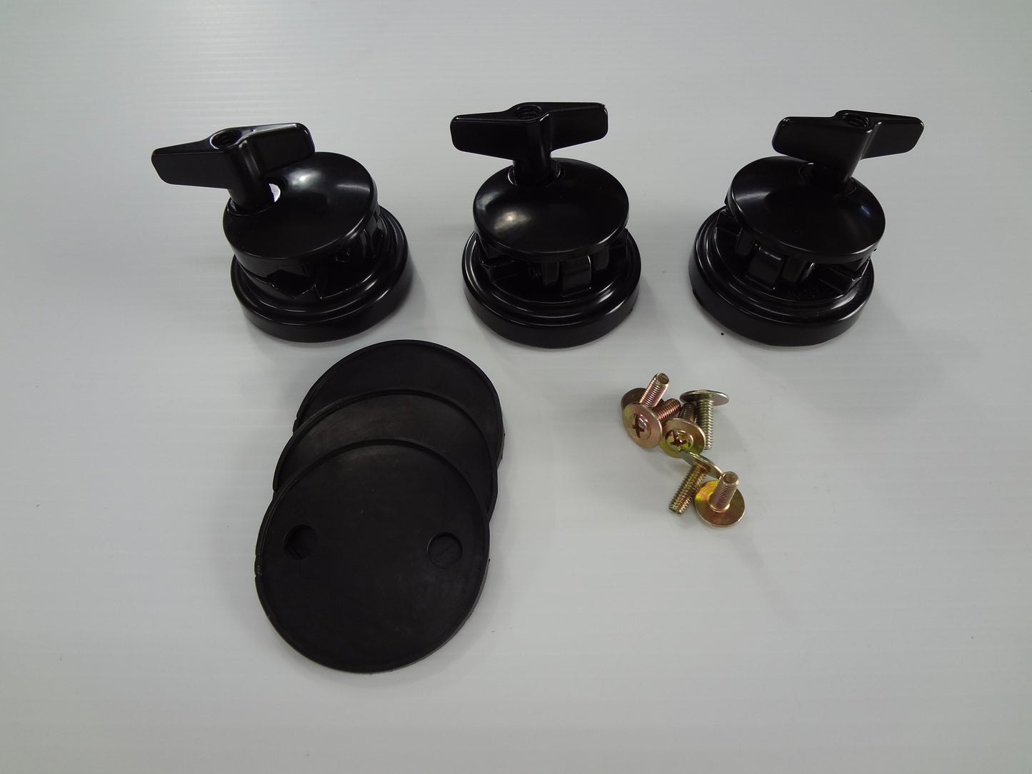 SET SATIN BLACK TOM MOUNTS (3)