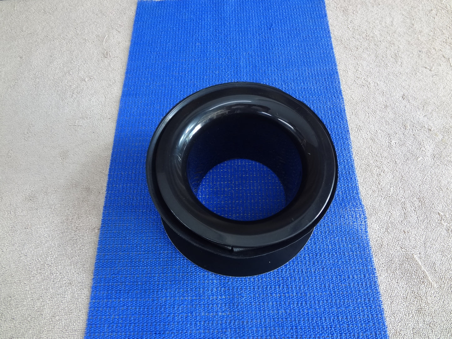 BASS DRUM KICK PORT.