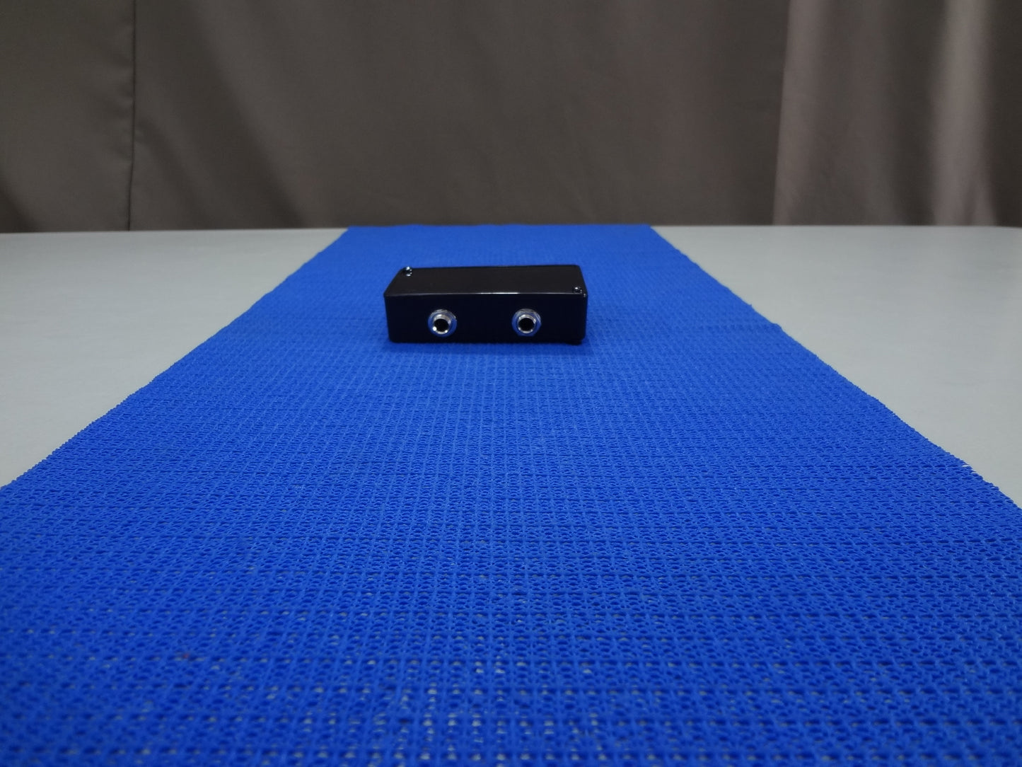 SINGLE ROLAND SPLITTER BOX