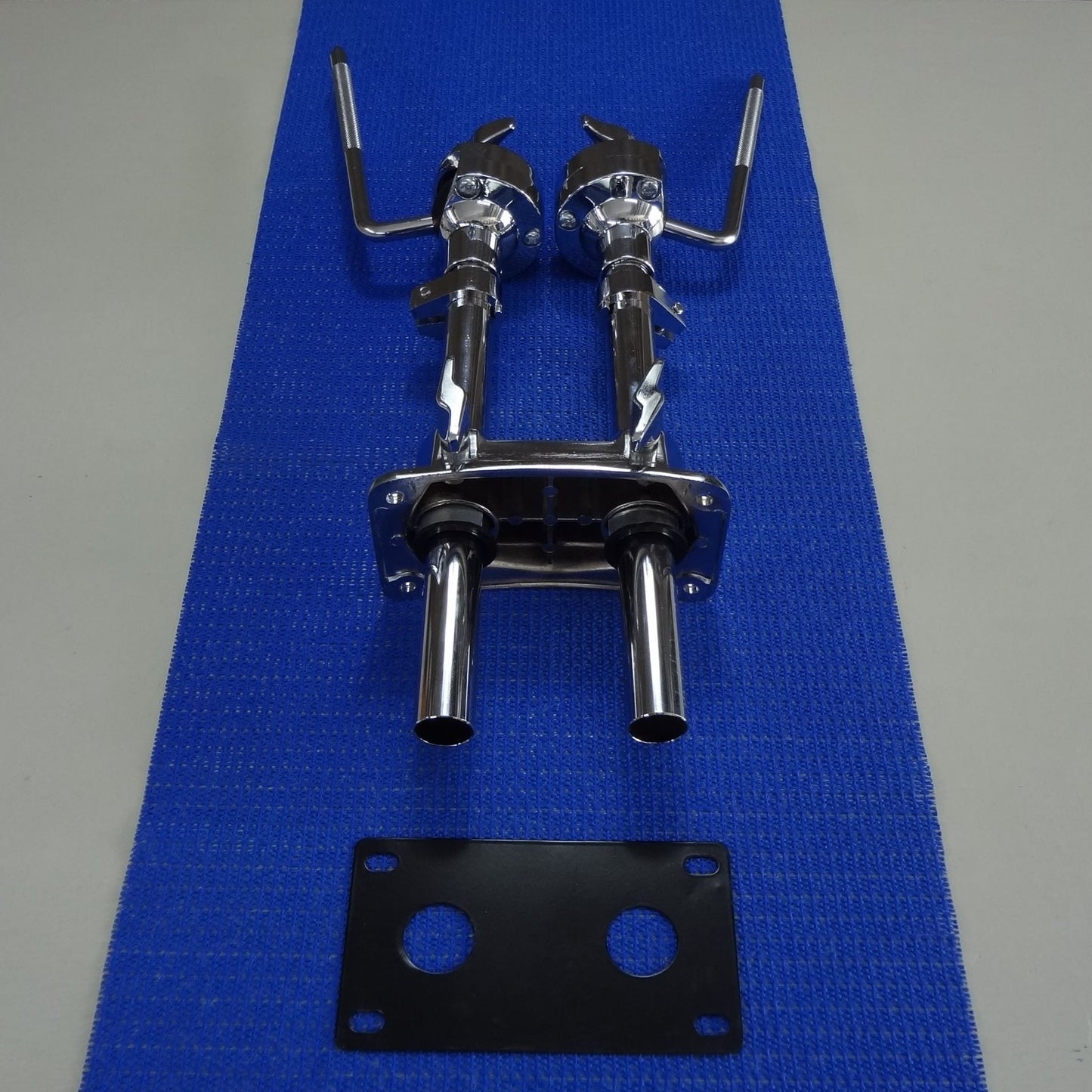 DOUBLE TOM MOUNT L-ROD/L COMBINATION.