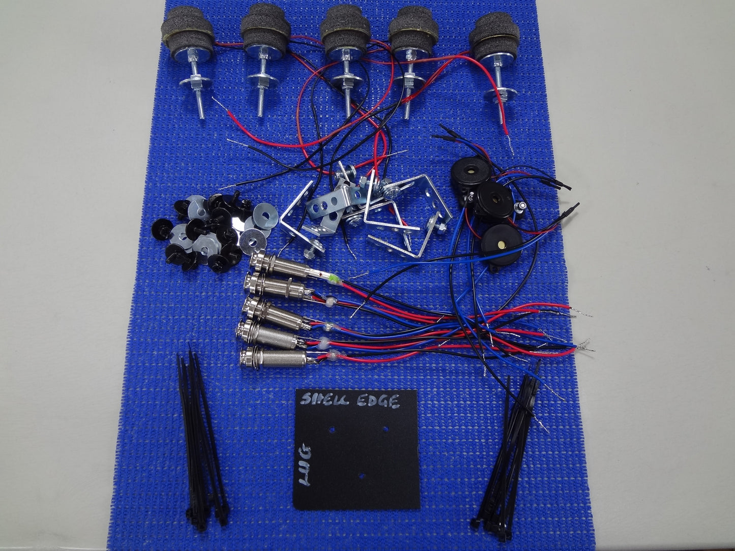 DIY 5 PIECE ELECTRONIC DRUM TRIGGER SET.