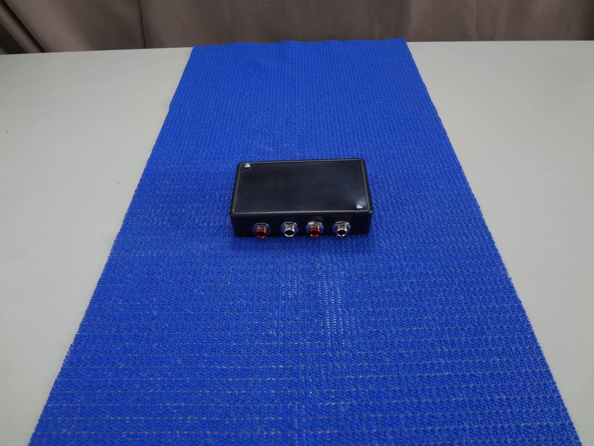 Roland splitter box dual