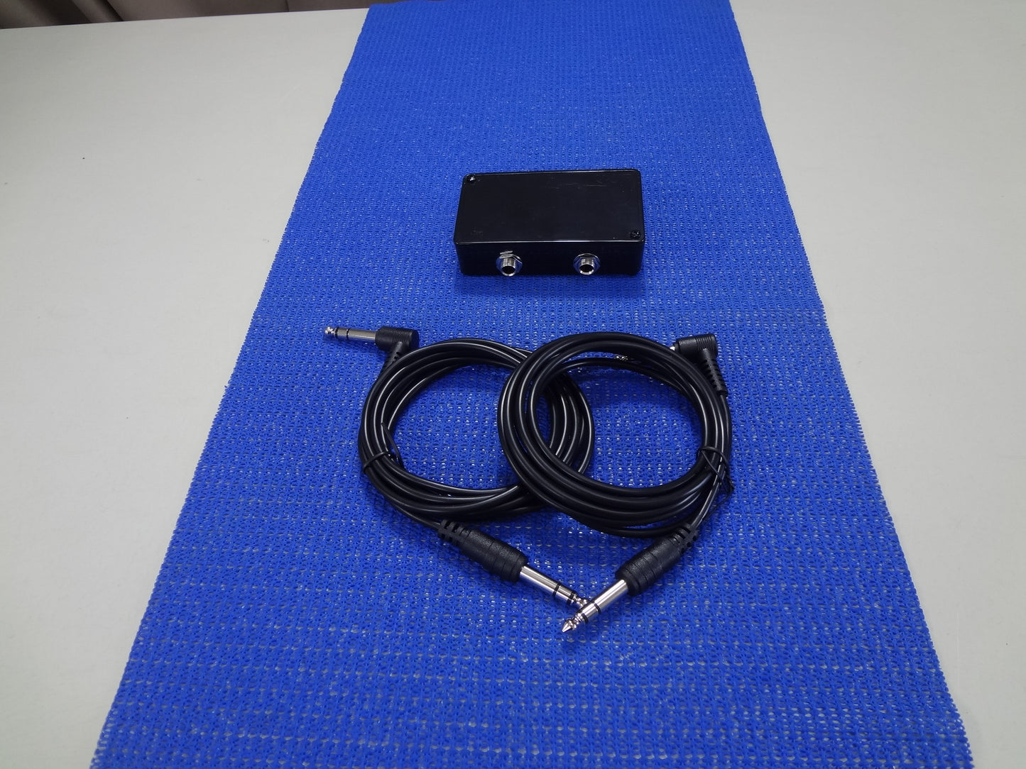 Electronic-drum-module-splitter-boxes-Yamaha-Alesis