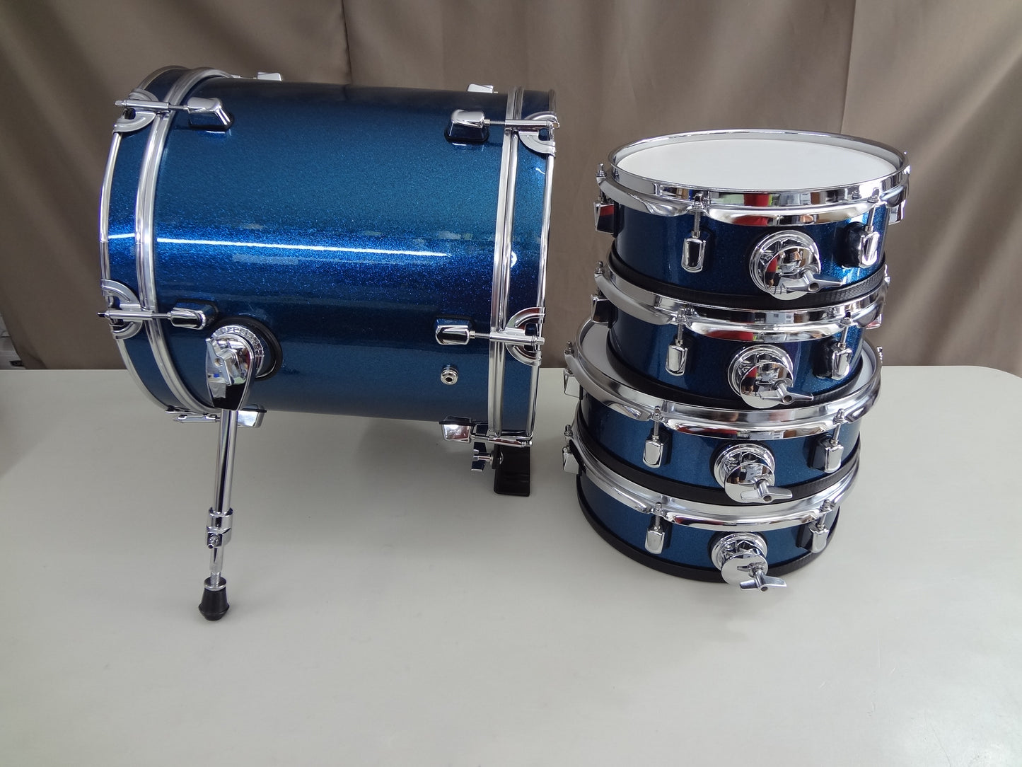 5 Piece Custom Built Electronic Drum Kit with Cymbals, Rack and Module.