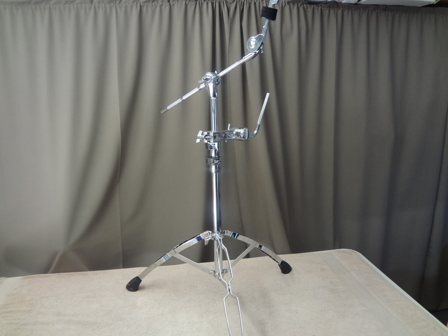 5 PIECE CUSTOM BUILT ELECTRONIC DRUM KIT - (ELECTRONIC CYMBALS AND HARDWARE INCLUDED)