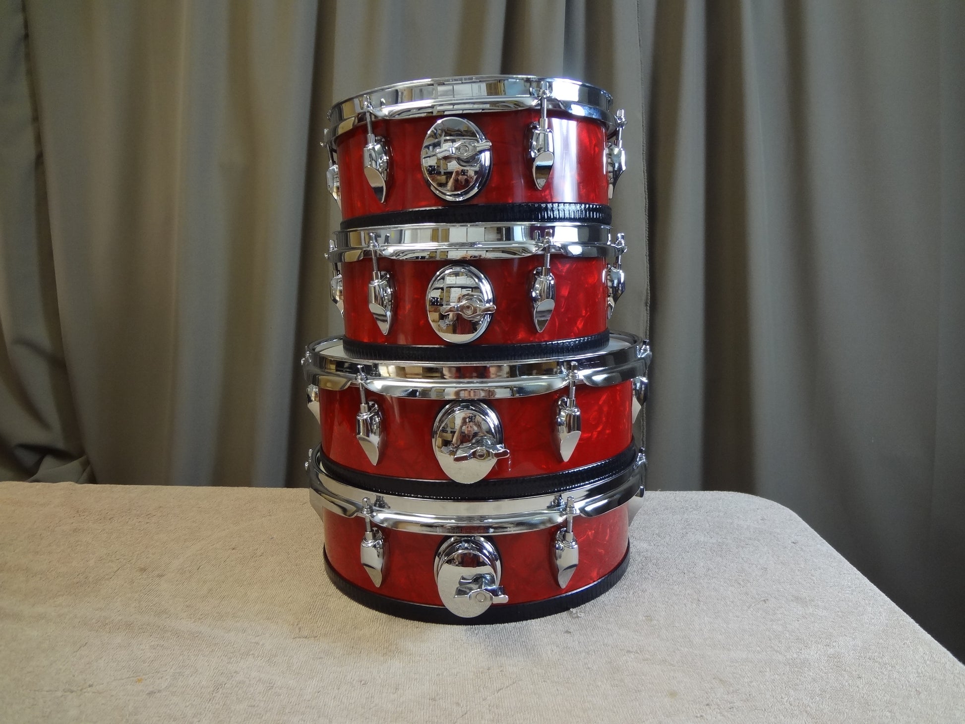 Electronic drum 4piece shell pack in Red pearl.