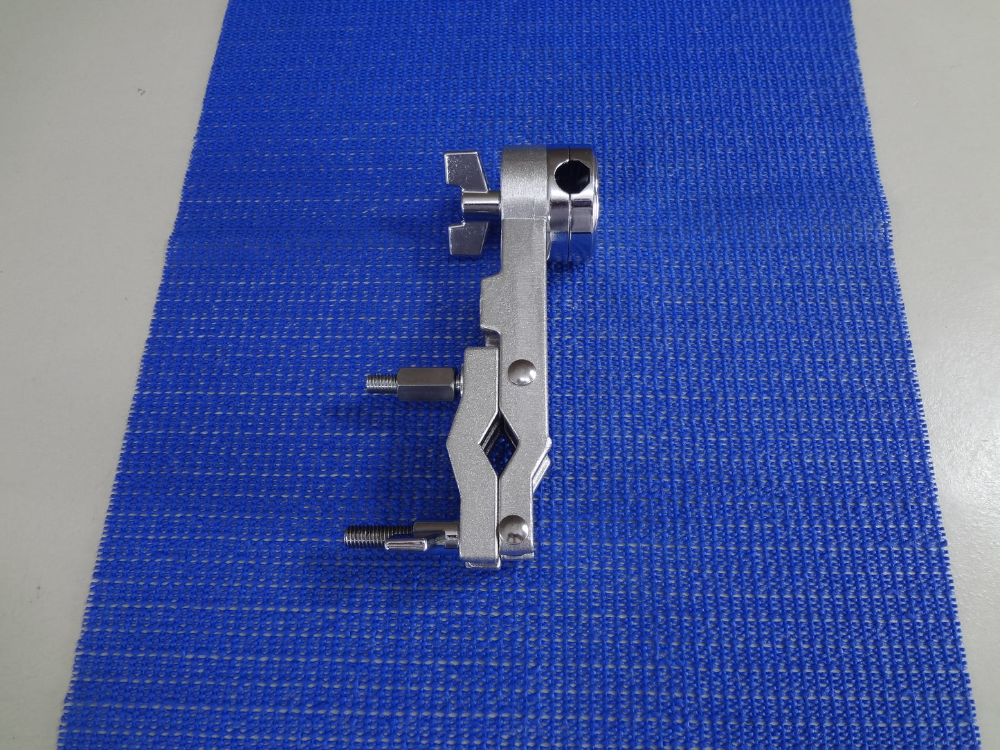 MOUNTING CLAMP WITH L ROD.
