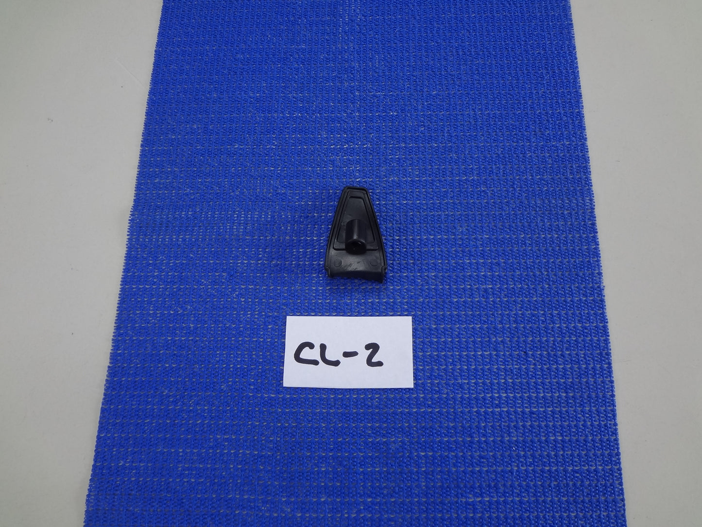 BASS DRUM CLAWS (16) CL-2