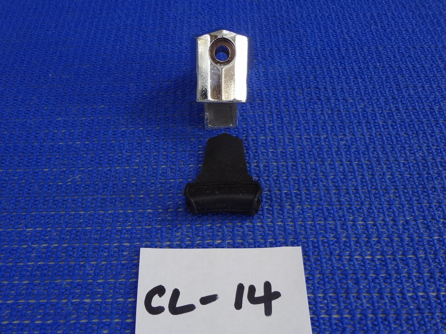 BASS DRUM CLAWS (16) CL-14