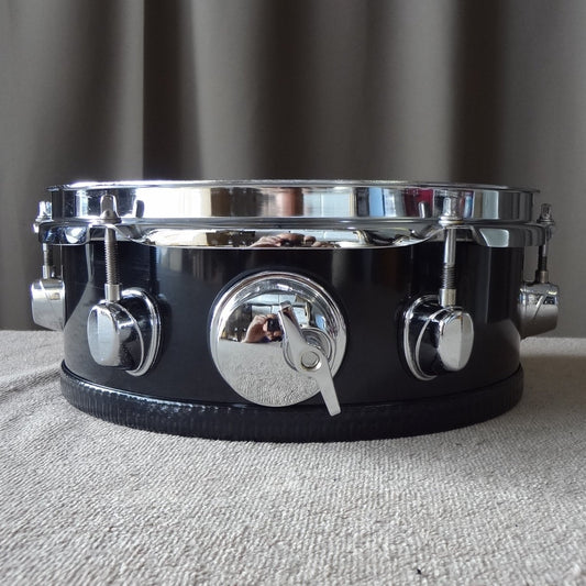 Profile view of new 10 inch custom electronic snare drum